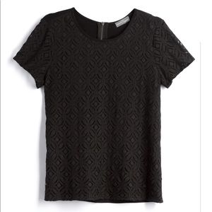 Black short sleeve crochet front top (plus!)